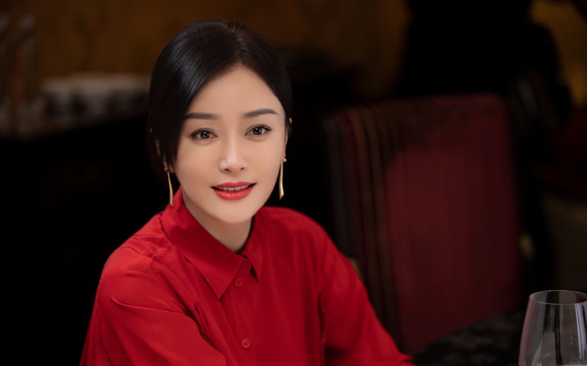 “季后赛资格逐步明朗，焦点战役带你直击现场”