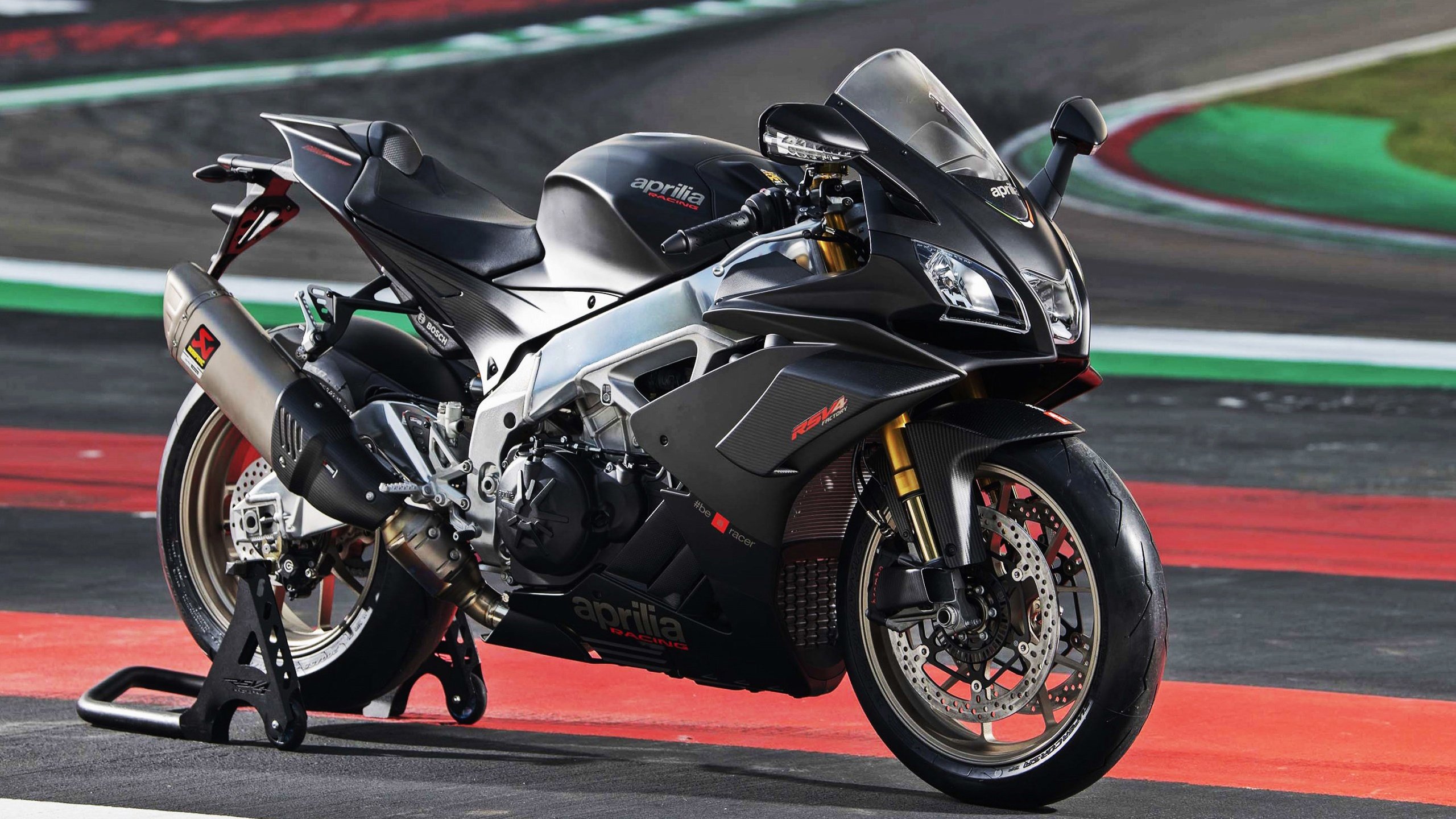 Kaiyun官方登录入口-南安普顿主场迎战热刺，保级关键战，南安普顿对热刺历史比分